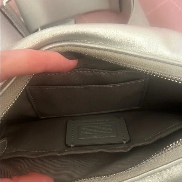 Coach Teri Metallic Silver Shoulder Bag and Cardholder Set - Picture 8 of 11